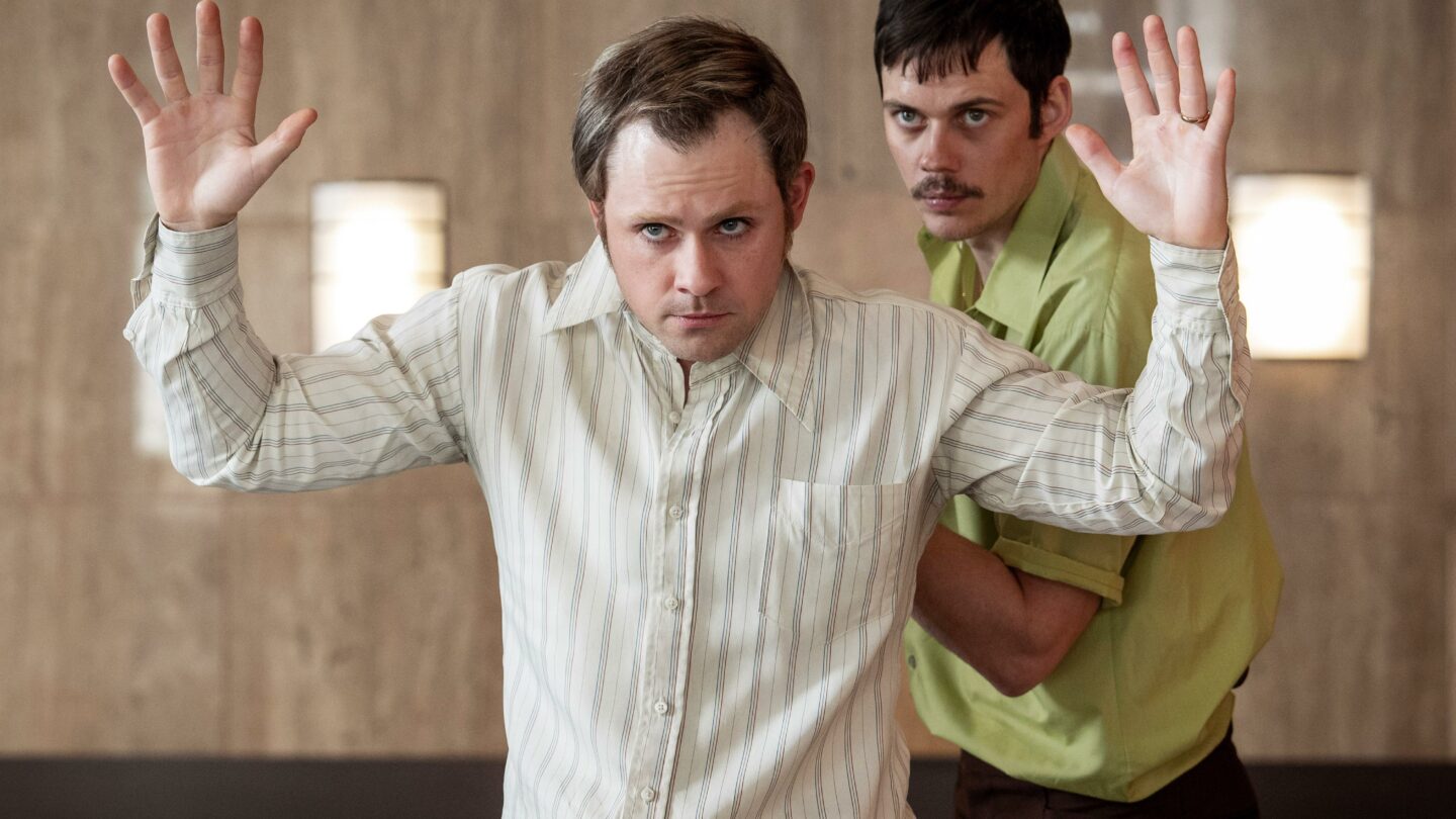 LA CORDE AU COU (VO)